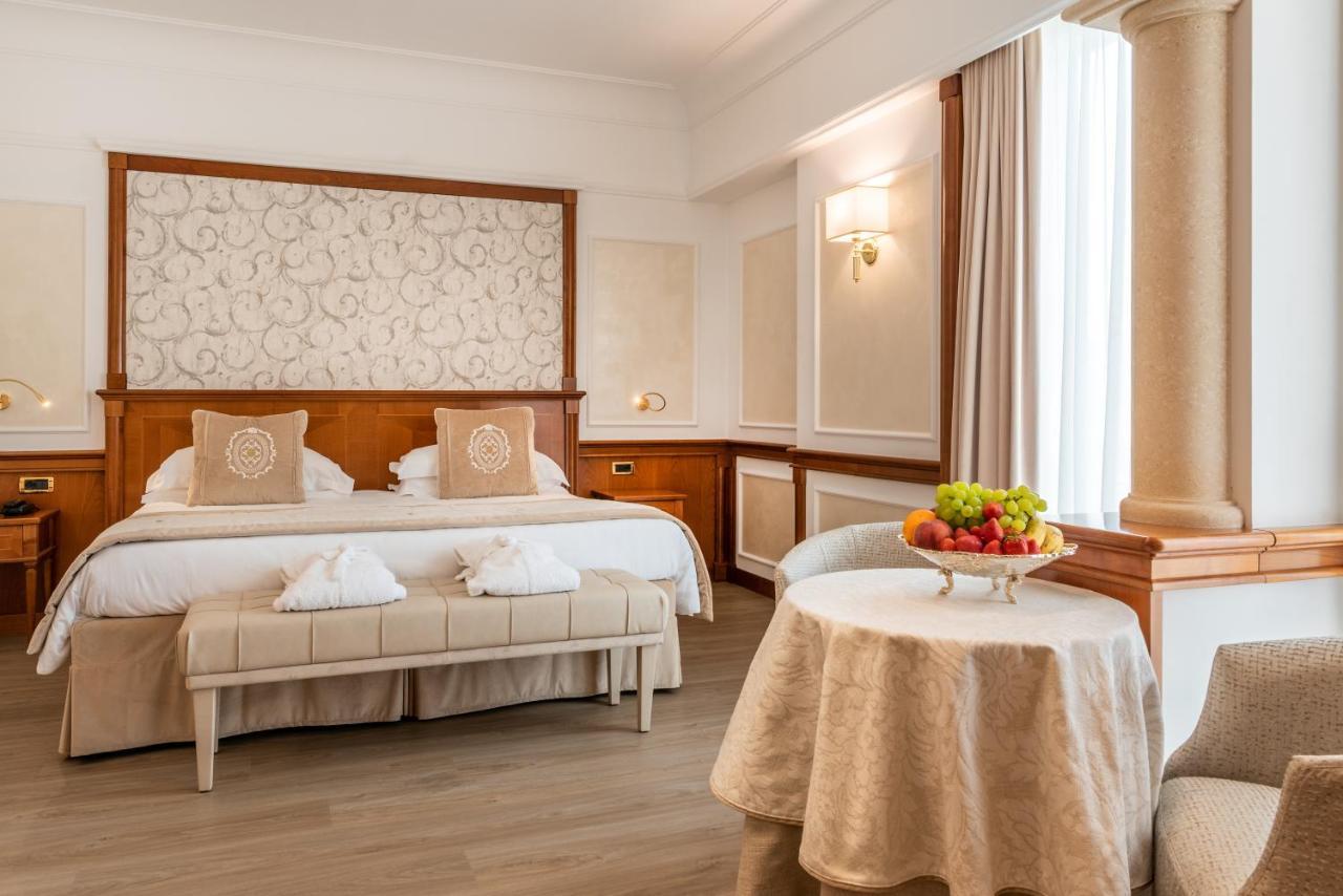 Grand Hotel Terme & Spa モンテグロット・テルメ エクステリア 写真