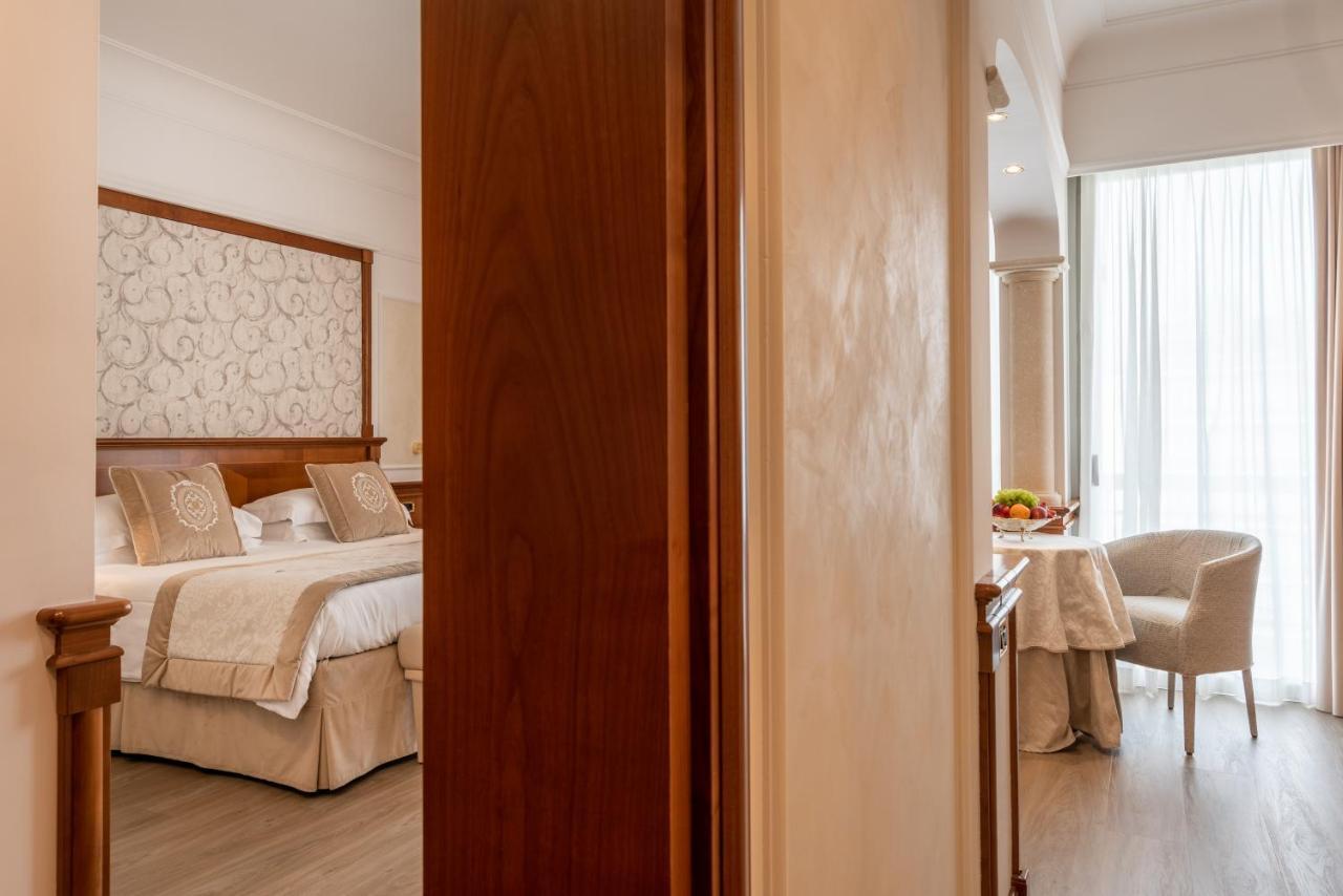Grand Hotel Terme & Spa モンテグロット・テルメ エクステリア 写真